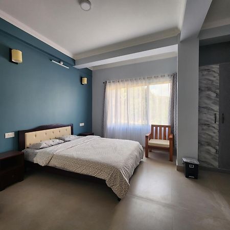 Bed and Breakfast Cafe Sola Shillong Esterno foto