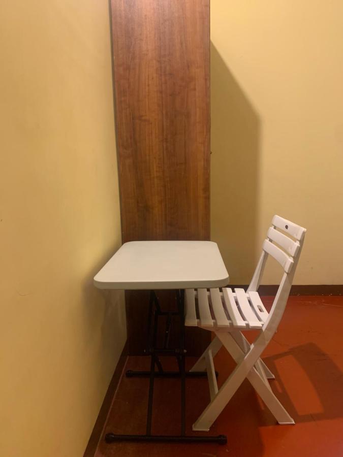 Bed and Breakfast Cafe Sola Shillong Esterno foto