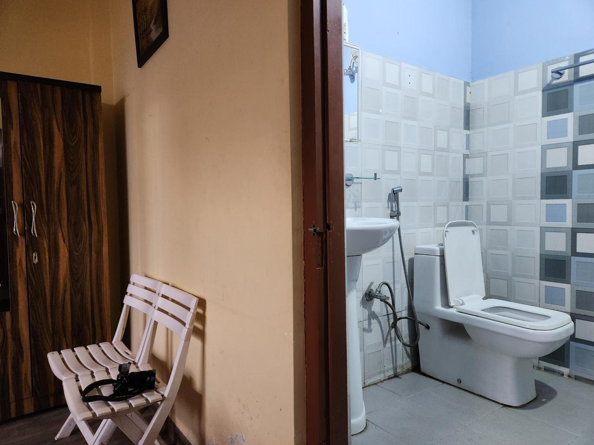 Bed and Breakfast Cafe Sola Shillong Esterno foto